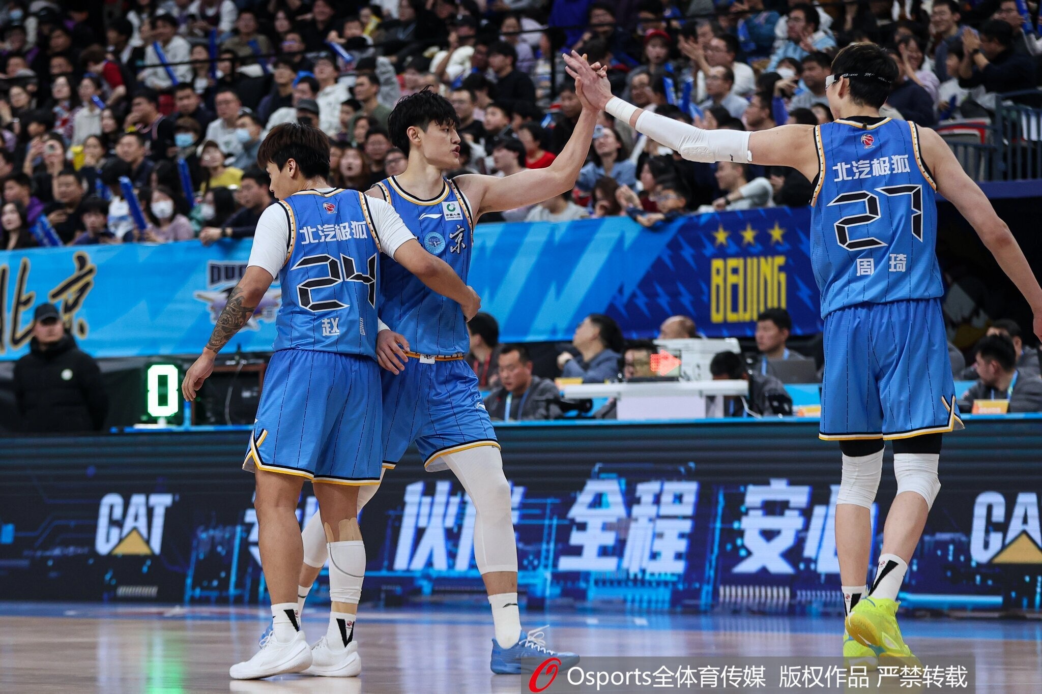 象征性表示一下~周琦&amp;曾凡博皆出战不到3分钟 分别拿2分&amp;3分