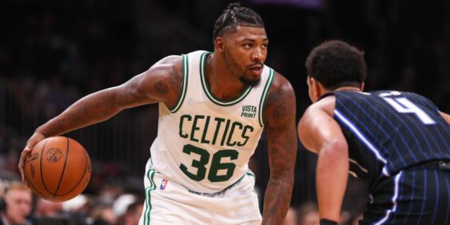 开云体育登录网站入口-向控球后卫转型 绿军新赛季意欲激活全能斯玛特