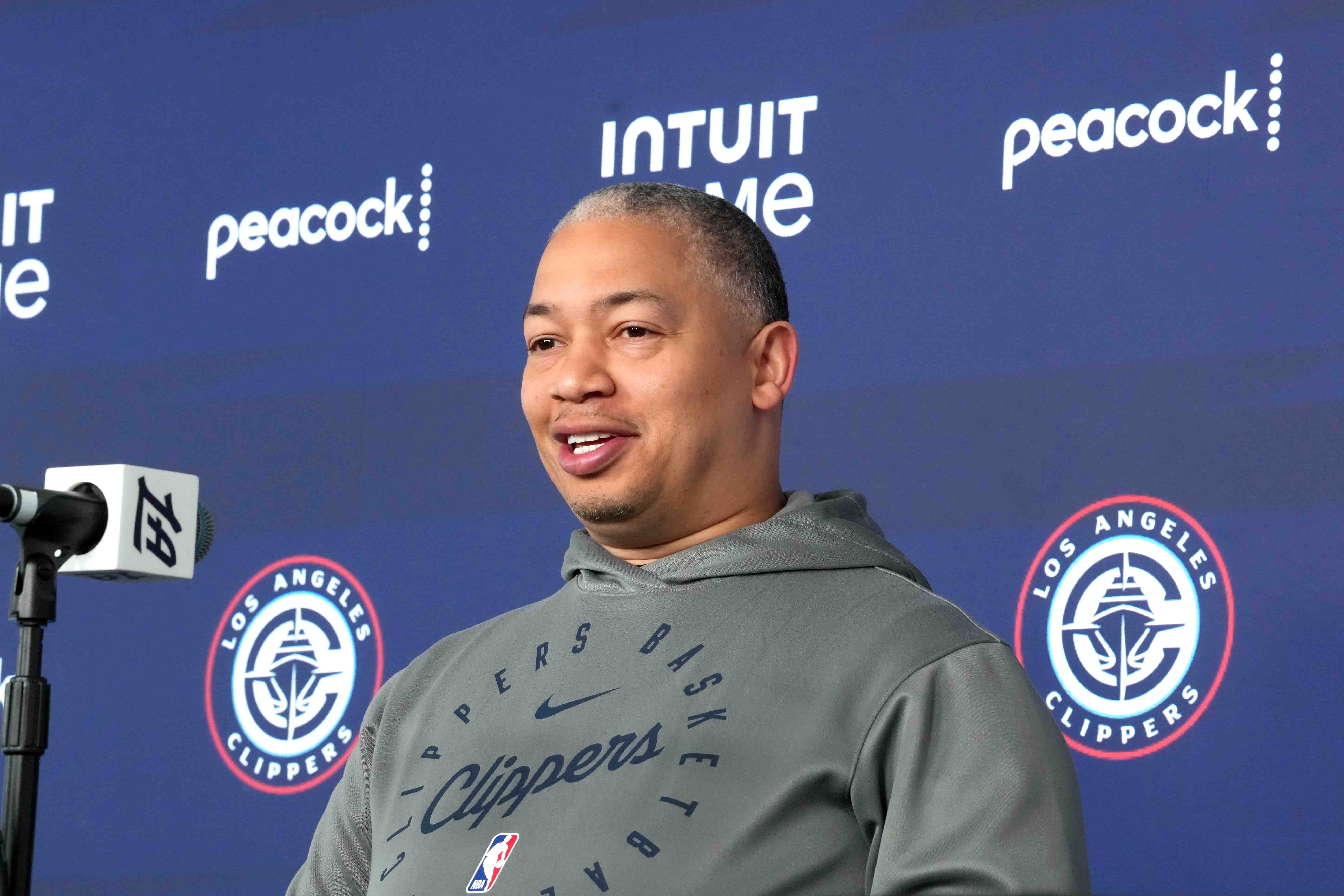 开yun体育平台官网入口登录-卢指导神了！快船一度比五成胜率少15个胜场 最终42-40历史首次！